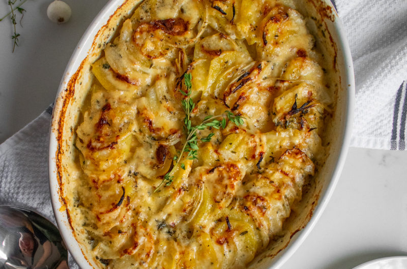 Flødekartofler (Danish Scalloped Potatoes) - Skandibaking