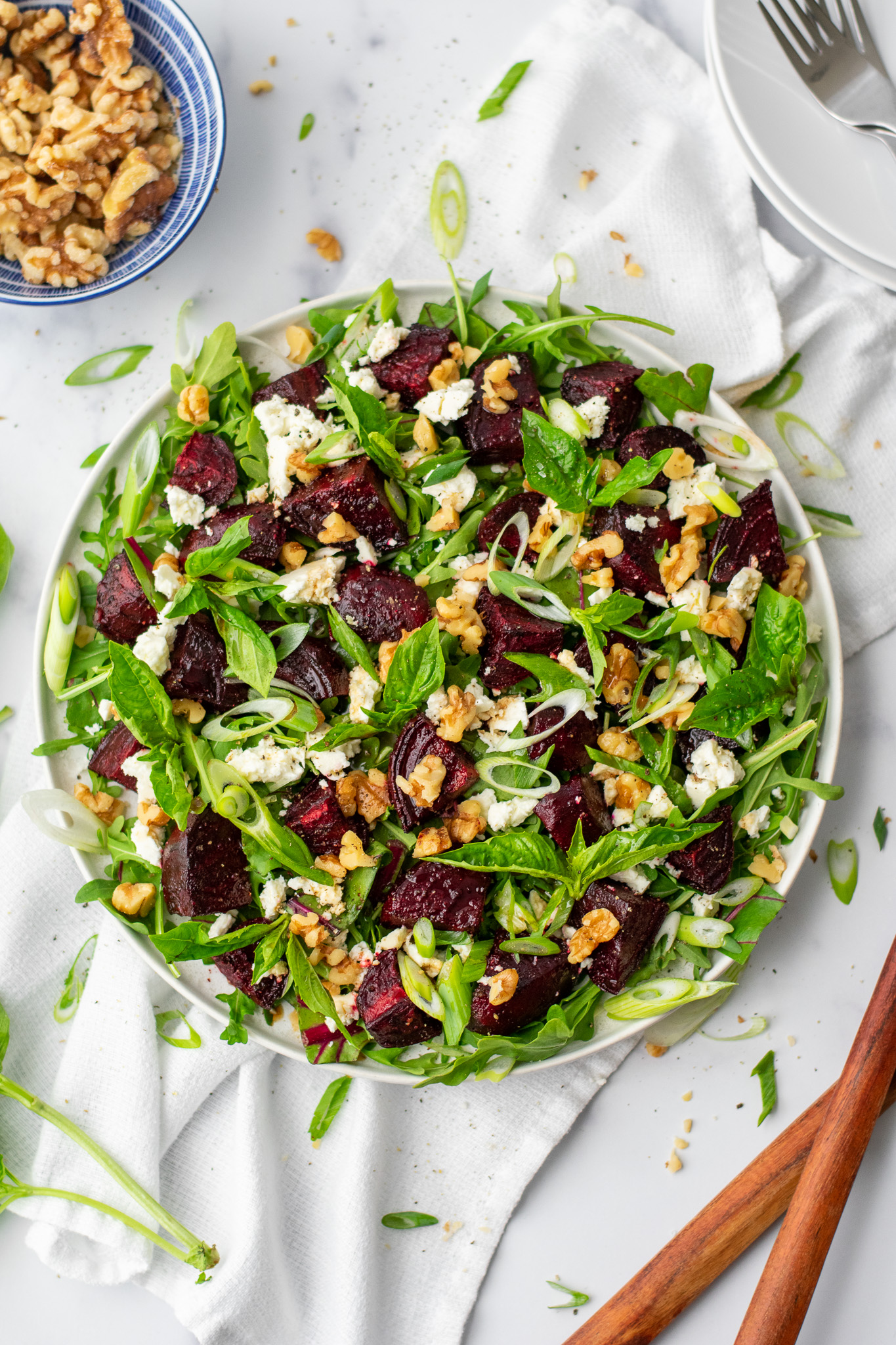 Roasted Beet Salad With Feta And Walnuts - Skandibaking