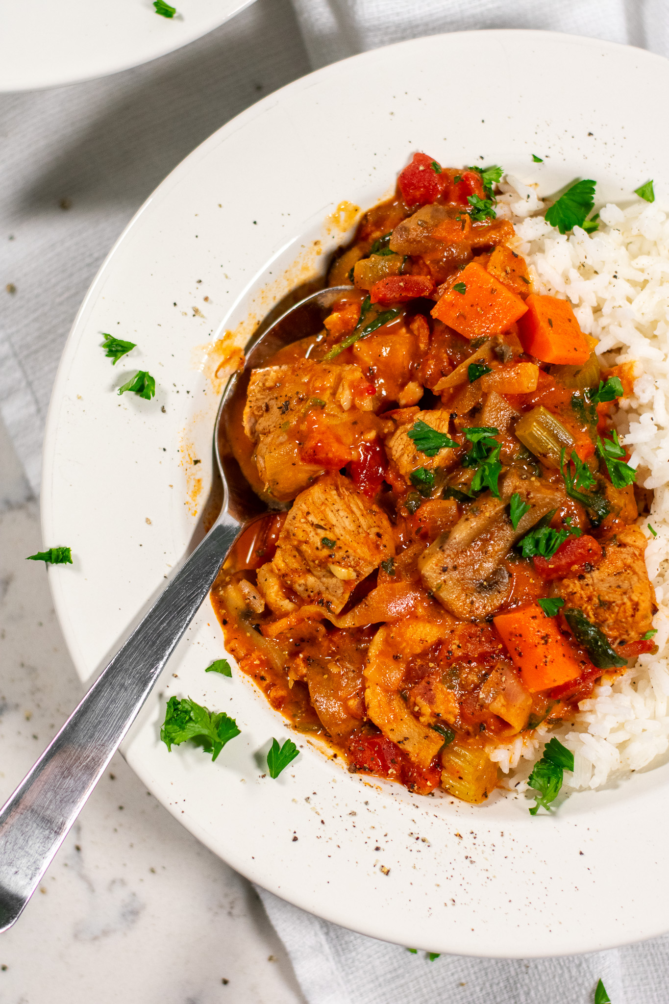 Mørbradgryde (Creamy Pork Tenderloin Stew) - Skandibaking